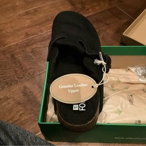 White mountain footbed genuine leather upper suede w faux fur bari 8 black